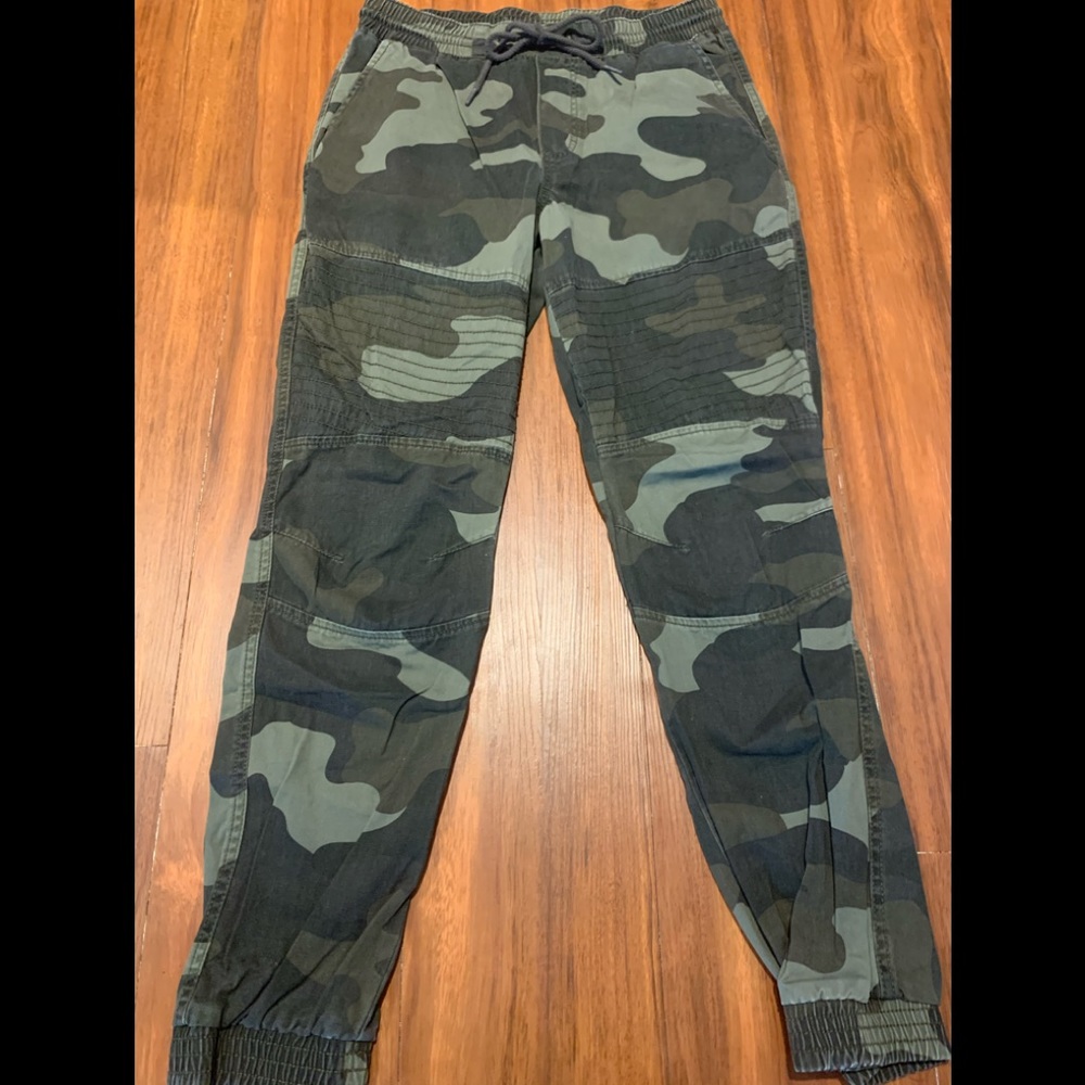 Men’s Camo Joggers